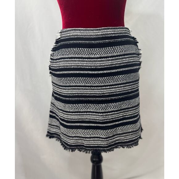 LOFT Striped Textured Mini Skirt with Frayed Hem - Size 00 - Picture 1 of 11